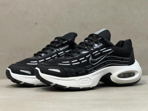 Nike Air Max Black - حذاء اسود من نايكي ( اير ماكس ) - Image 2