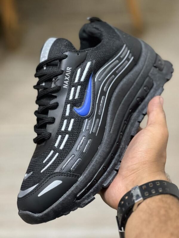 Nike Air Max Blue Swoosh Sneaker - كوتشي نايكي اير ماكس بخط أزرق - Image 3